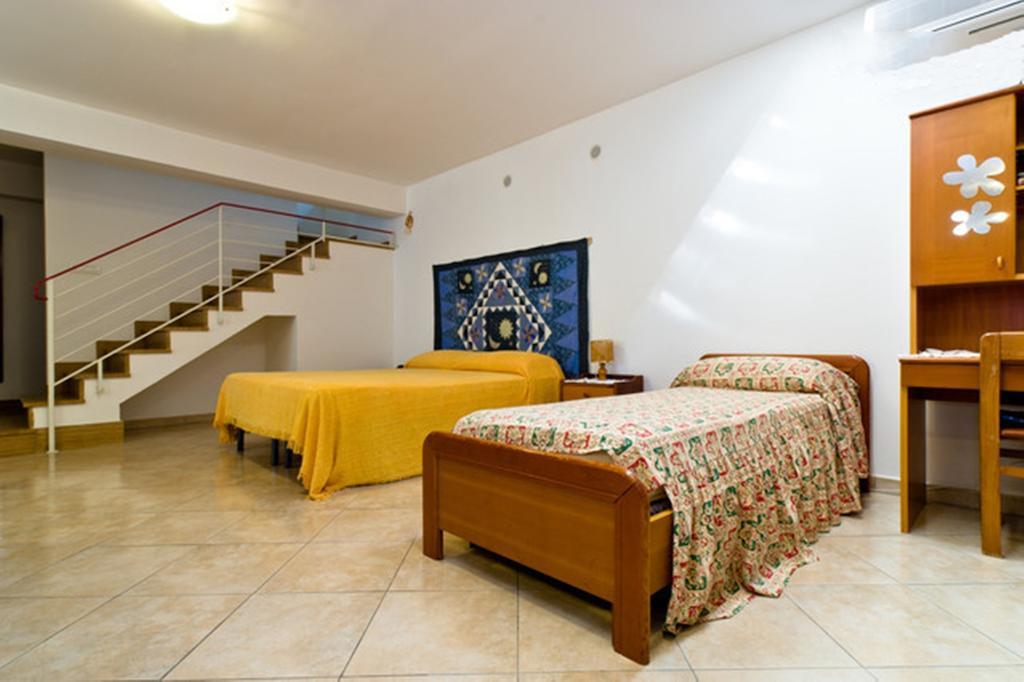Open Space San Cusumano Apartment Erice Room photo